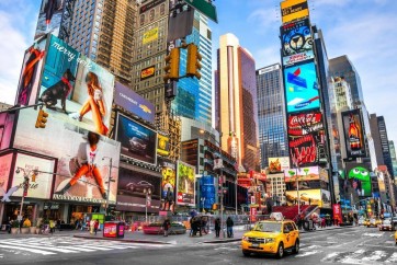 Gary Johnson - New York - Times Square - Yellow Taxi