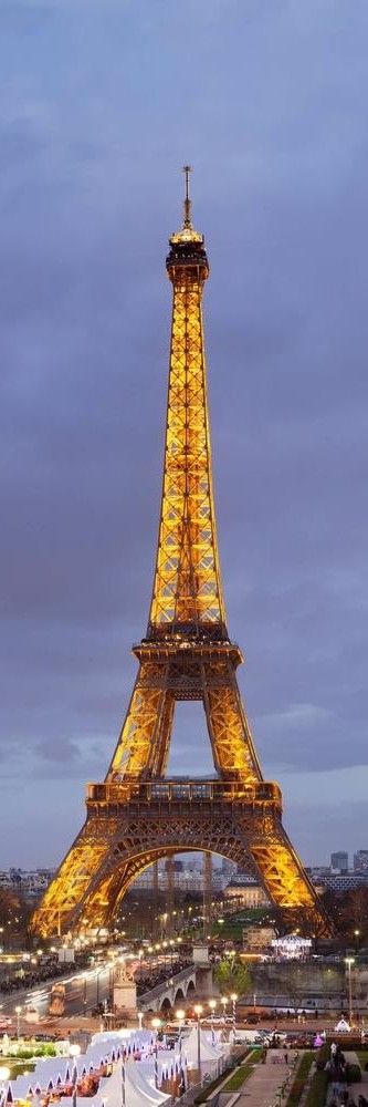 Paris - Eiffel Tower - Lit At Dusk